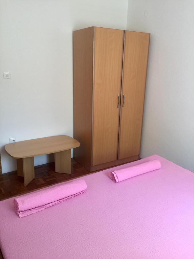 Apartmani Nerko Đảo Pag Ngoại thất bức ảnh