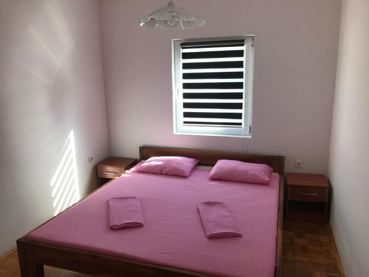 Apartmani Nerko Đảo Pag Ngoại thất bức ảnh
