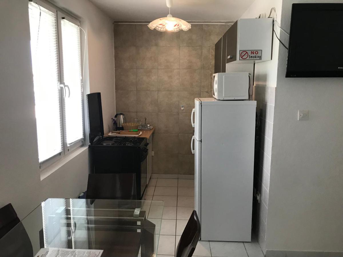 Apartmani Nerko Đảo Pag Ngoại thất bức ảnh